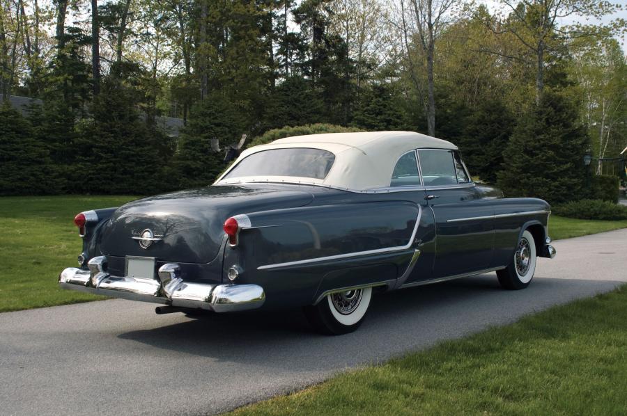  Oldsmobile 98 Convertible 1953 года  (фото 20 из 26)